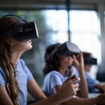 VR